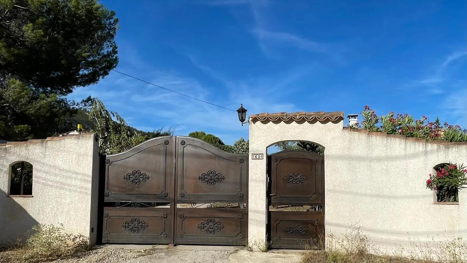 Apartment Calanca Blu : Grand Appartement Cuges-les-Pins